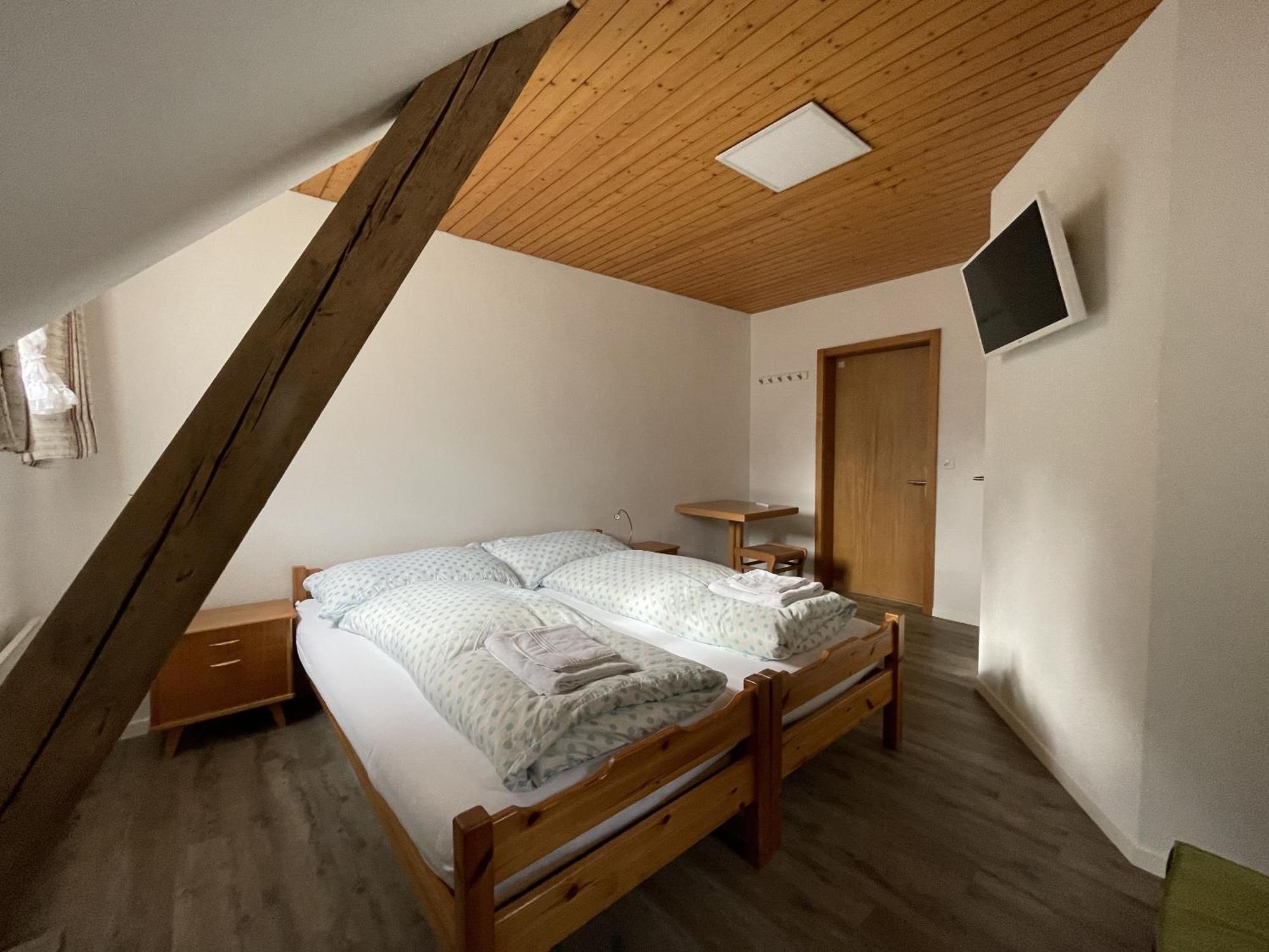 Hotel Sternen Gurtnellen Habitación foto